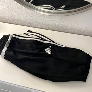 Adidas joggers